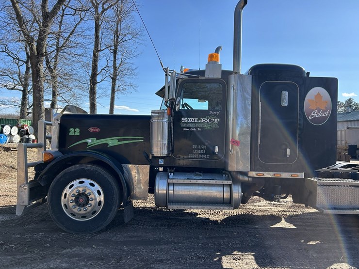 2005-peterbilt-379-image-13
