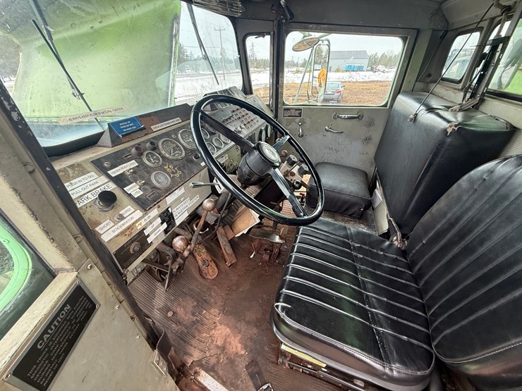 1986-oshkosh-wt2206-image-42