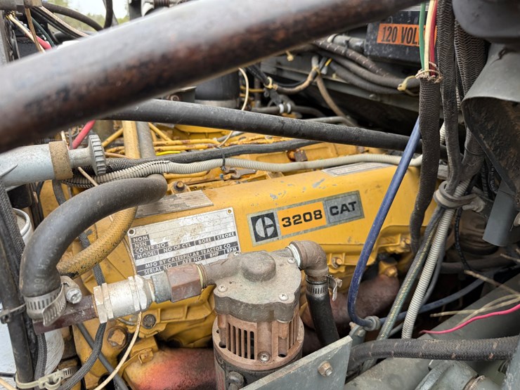 1984-mack-dm492s-image-13