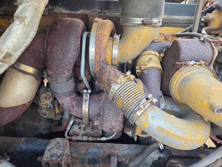 2005-caterpillar-c13-image-51