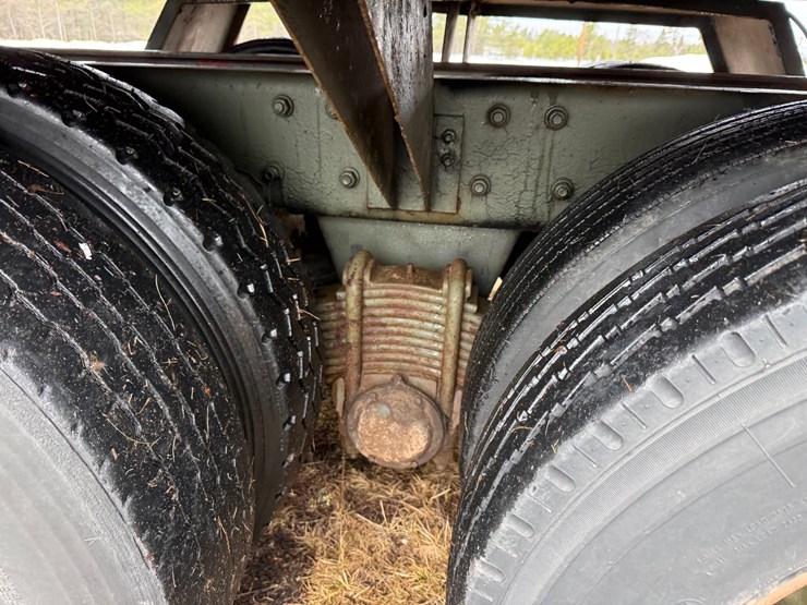 1984-mack-dm492s-image-66