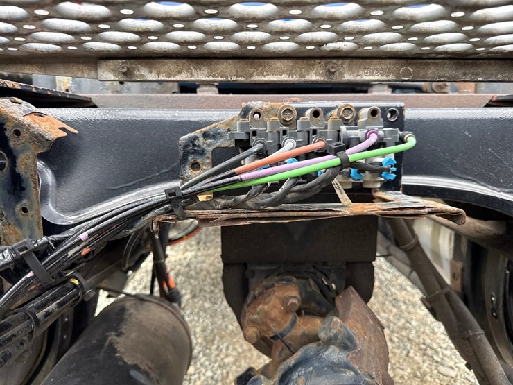 2019-kenworth-t680-image-46