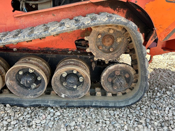 2018-ditch-witch-sk800-image-18