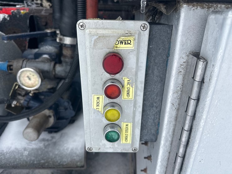 2008-kenworth-t370-image-17