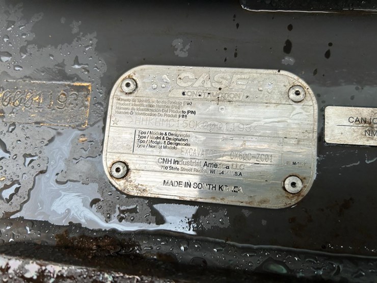 2019-case-cx60c-image-28