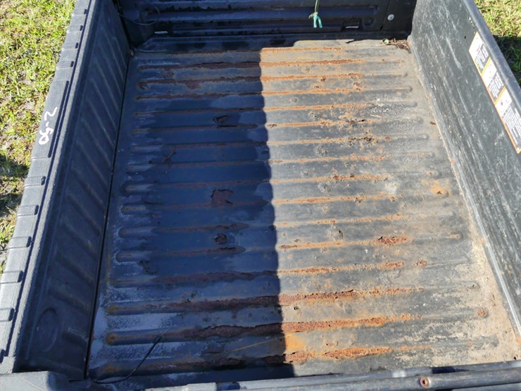 john-deere-gator-image-4