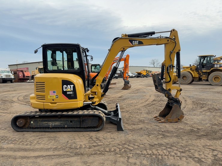 2017-caterpillar-305e2-cr-image-6