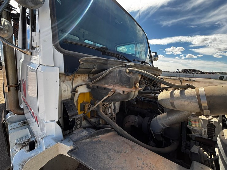 1999-caterpillar-3126-image-84