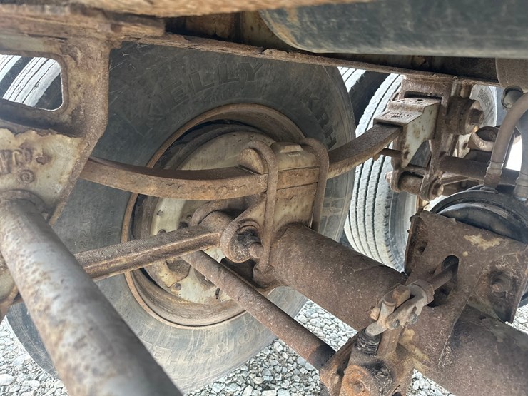 2008-massey-ferguson-8-image-29