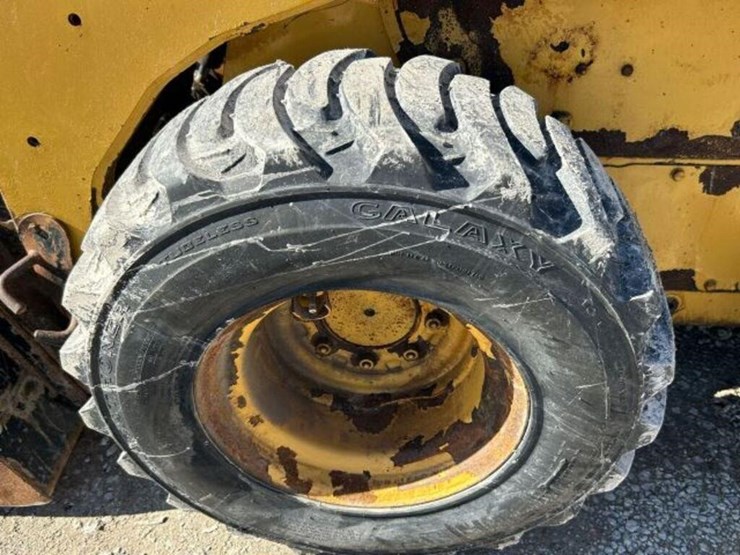 2009-caterpillar-232b2-image-42