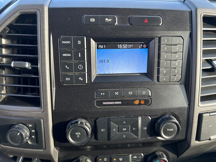 2021-ford-f550-image-72