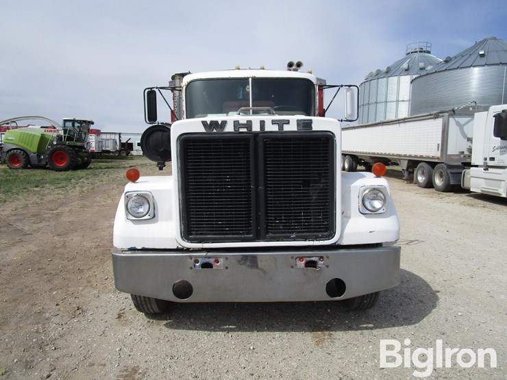 1977-white-road-boss-image-2