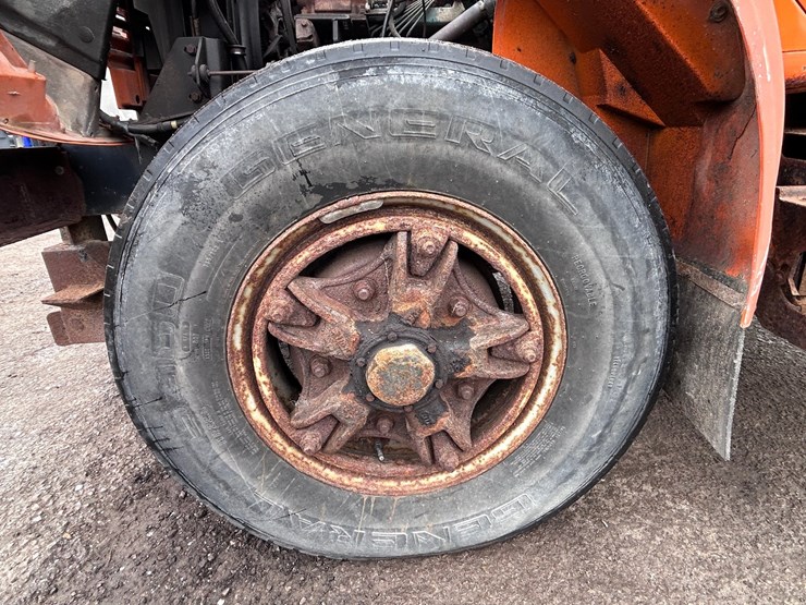 1992-international-4900-image-51