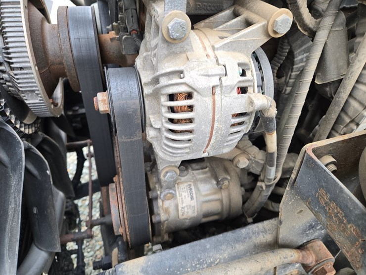 2017-kenworth-t680-image-62