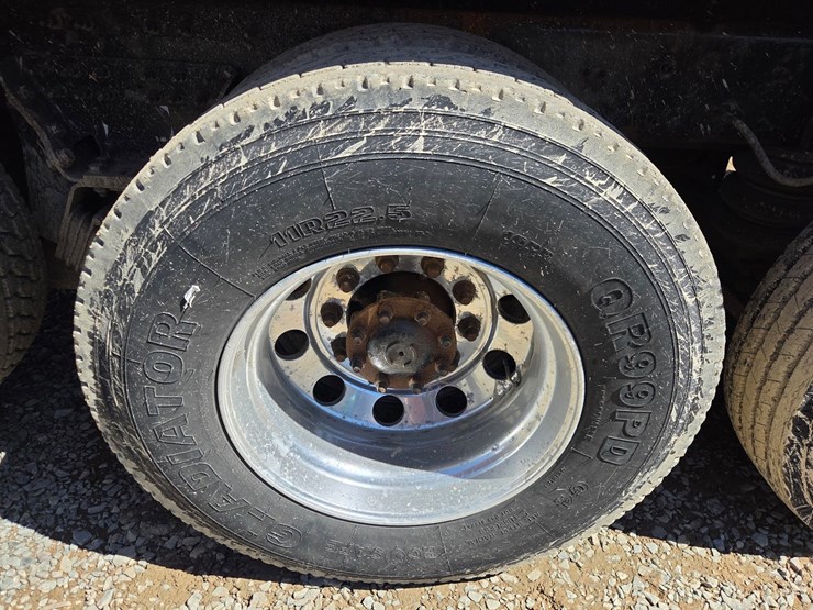 2019-international-hv613-image-92