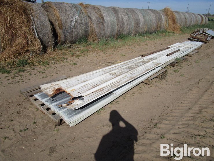 white-sheet-metal-siding-panels-image-3