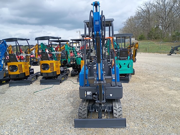 #24178-•-2025-agt-mx20r-mini-excavator-image-7