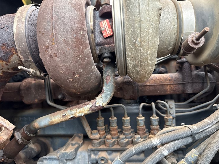 1996-mack-ch613-image-29