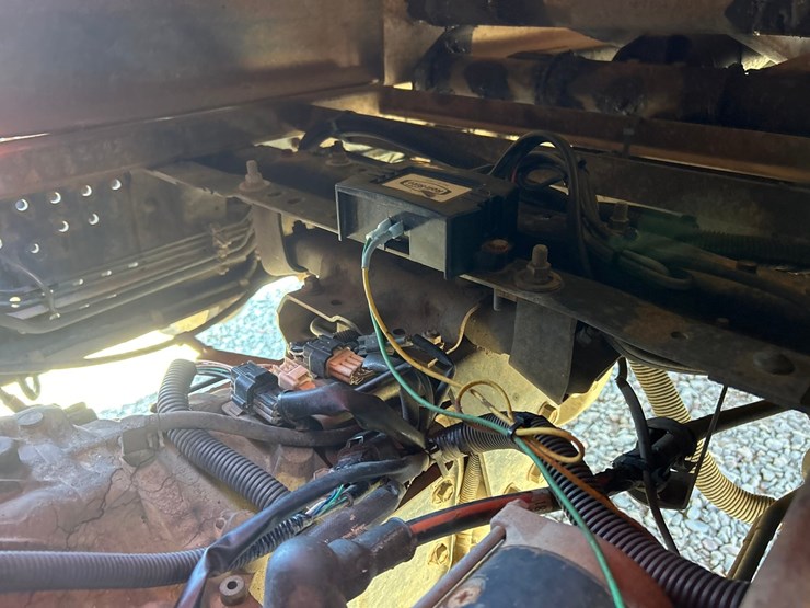 2005-isuzu-nqr-image-28