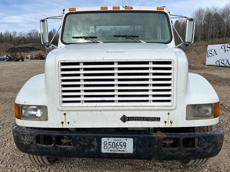2000-international-4700-image-8