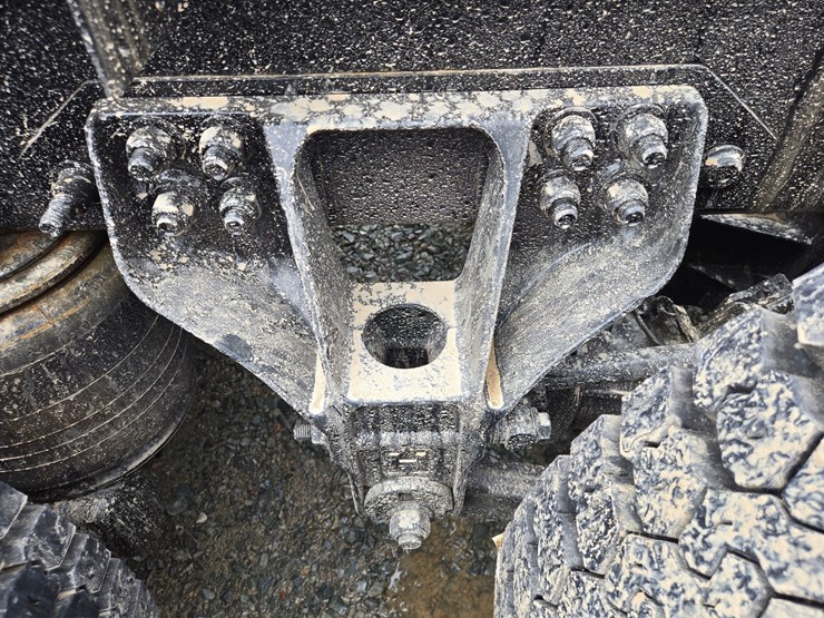 2019-international-hx620-image-26