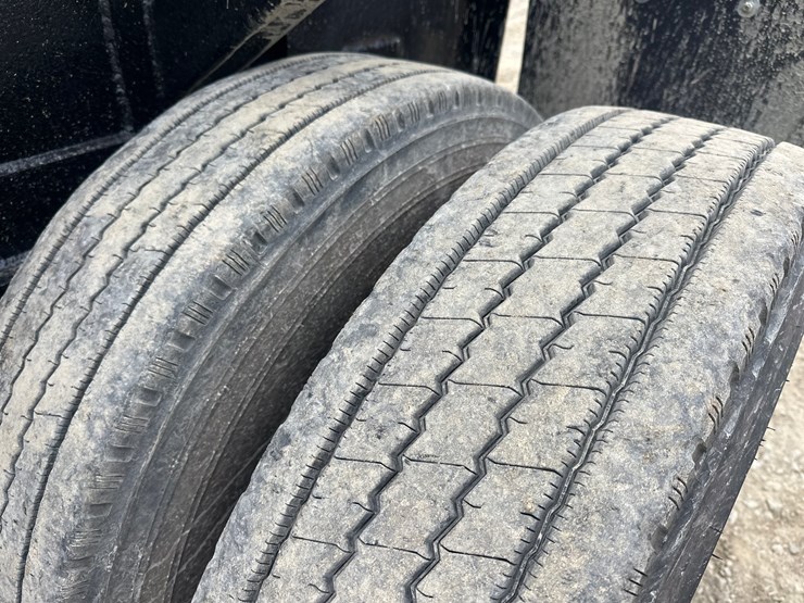 2003-massey-ferguson-8-image-32