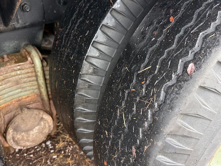 1984-mack-dm492s-image-83