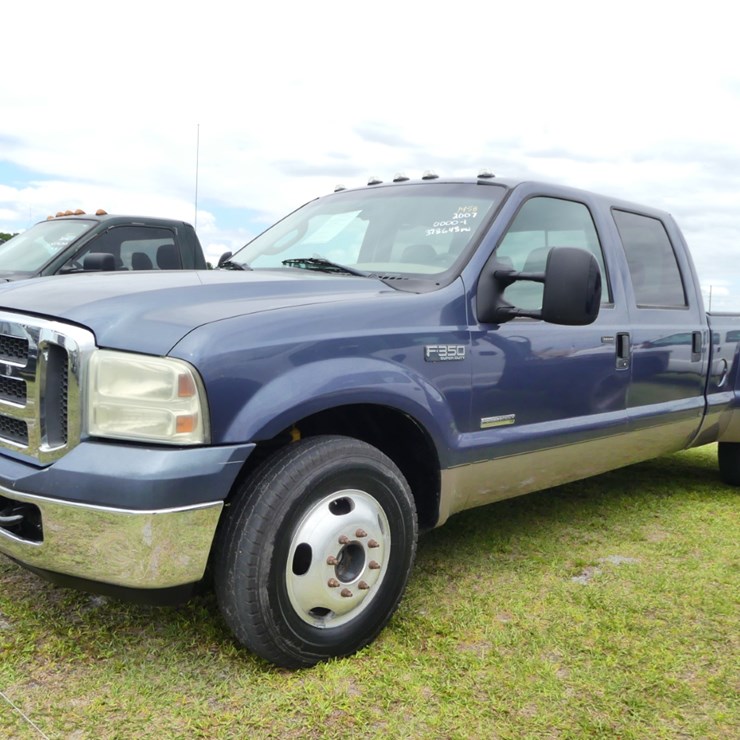 2007 FORD F350 XL