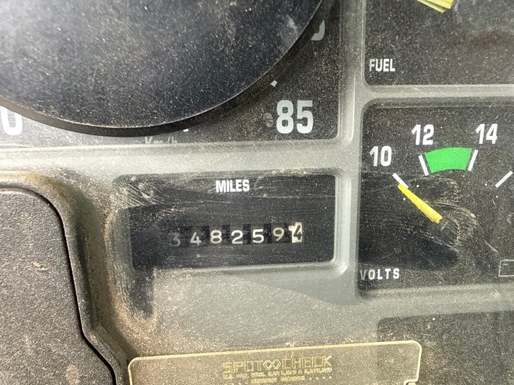 1999-international-4900-image-40