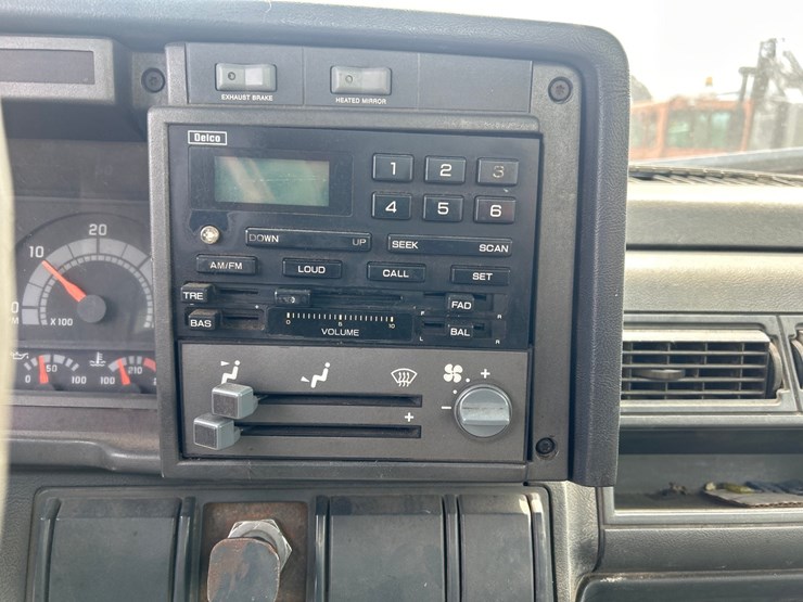 1999-caterpillar-3126-image-62