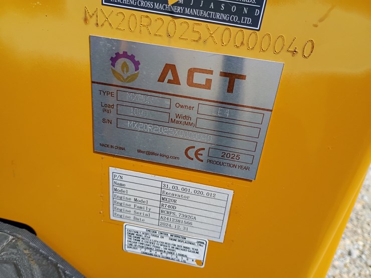 #24174-•-2025-agt-mx20r-mini-excavator-image-23