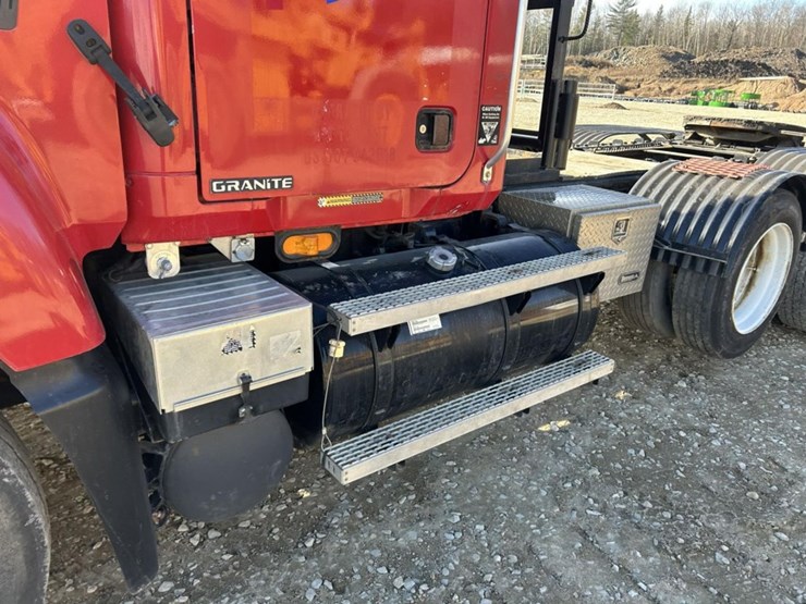 2003-massey-ferguson-8-image-36