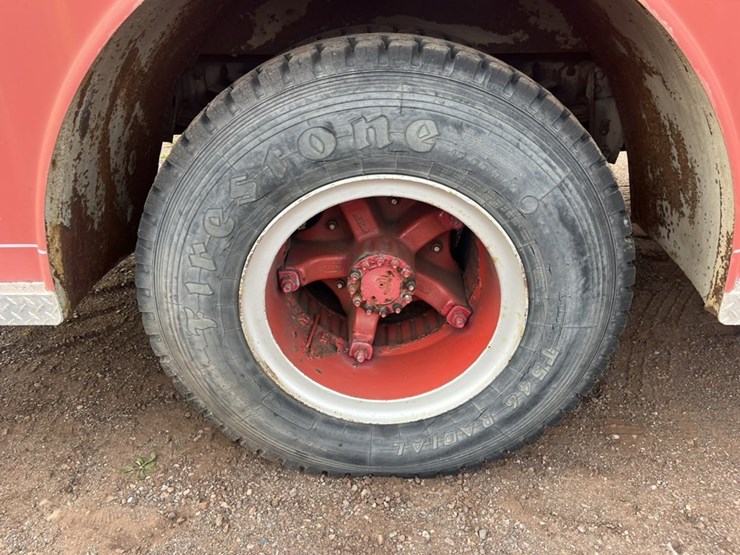 #1148-•-1980-gmc-v-8-fire-truck-image-96