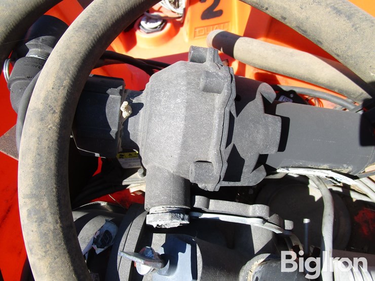 poly-liquid-totes-w/pumps-image-15