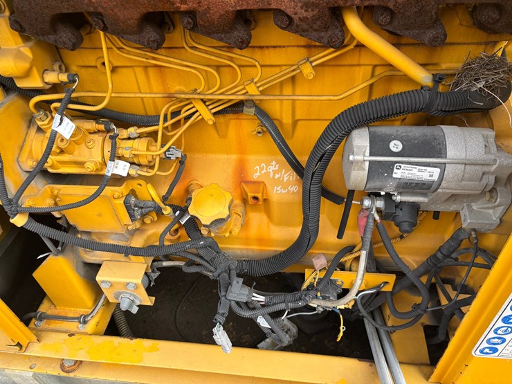 2005-gmc-t7500-image-46