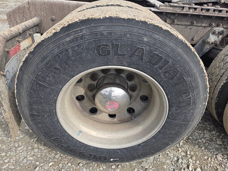 2005-kenworth-t600-image-85