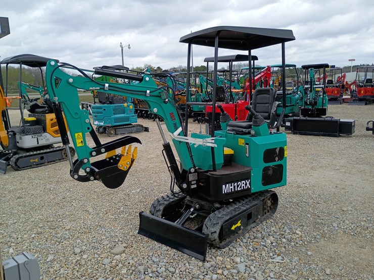 #24164-•-2025-agt-mh12rx-mini-excavator-image-8