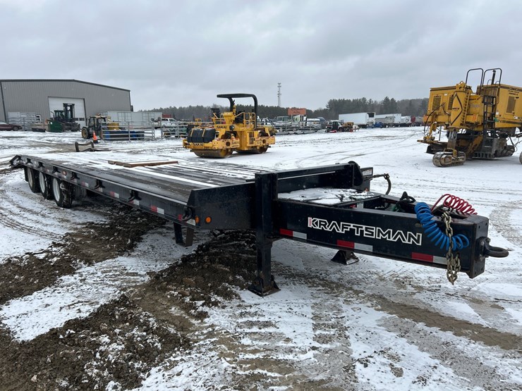 2020-massey-ferguson-8-image-7