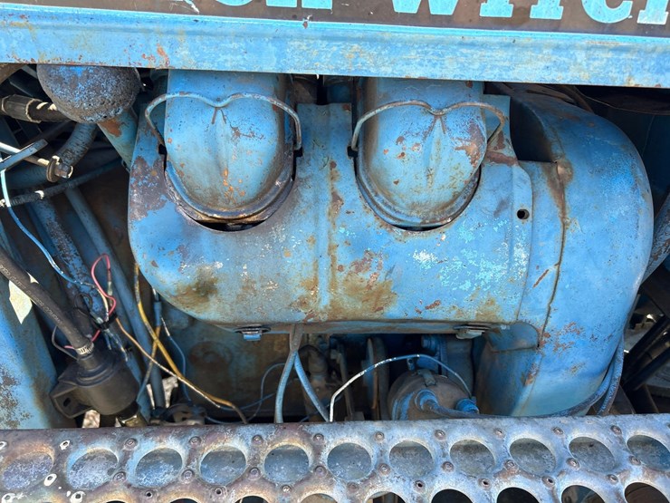 ditch-witch-r65-image-25