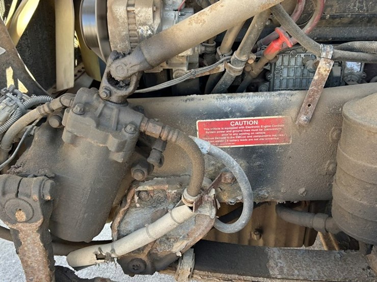 #1114-•-2005-western-star-tri-axle-heavy-haul-truck-tractor-image-48