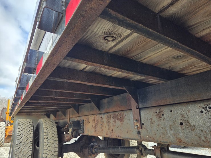 2000-ford-f650-image-33