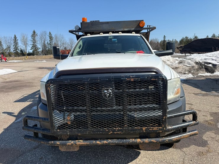 #2047-•-2012-ram-5500-heavy-duty-4x4-service-truck-image-8