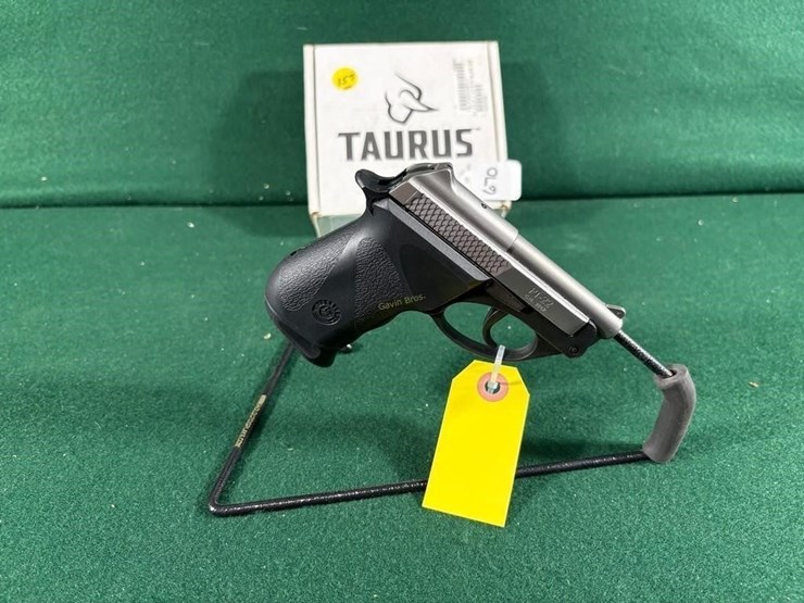 taurus-pt-22-22lr-pistol-image-1
