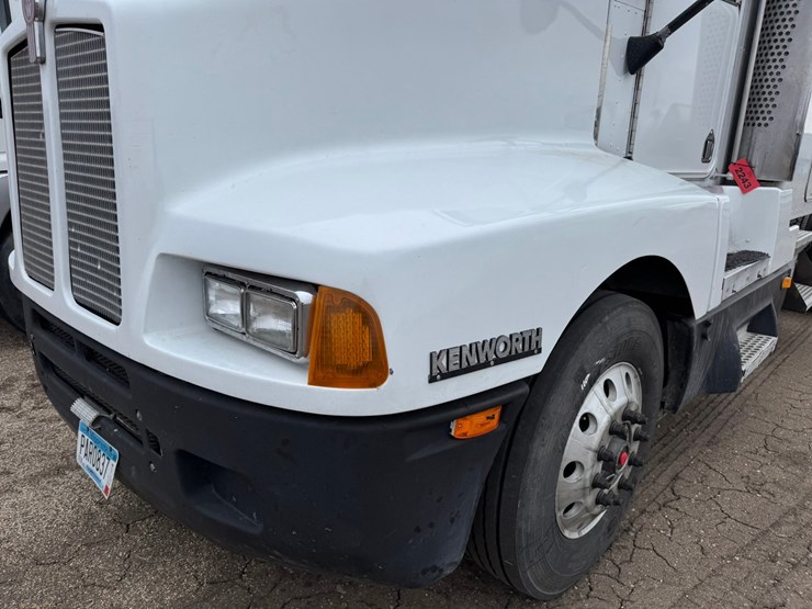 1995-kenworth-t600-image-9