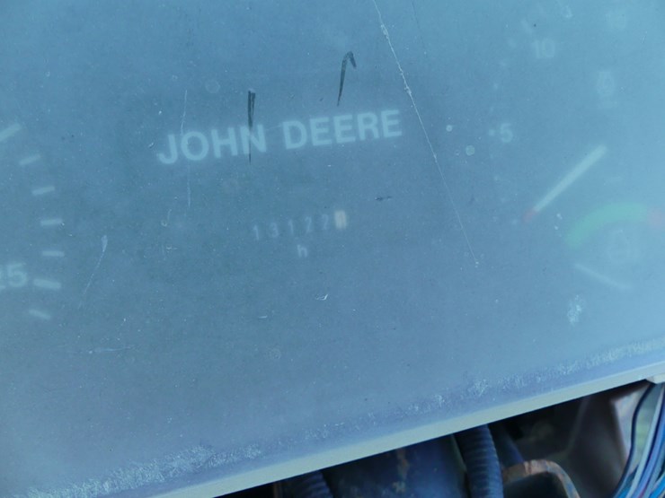 john-deere-6400-image-12