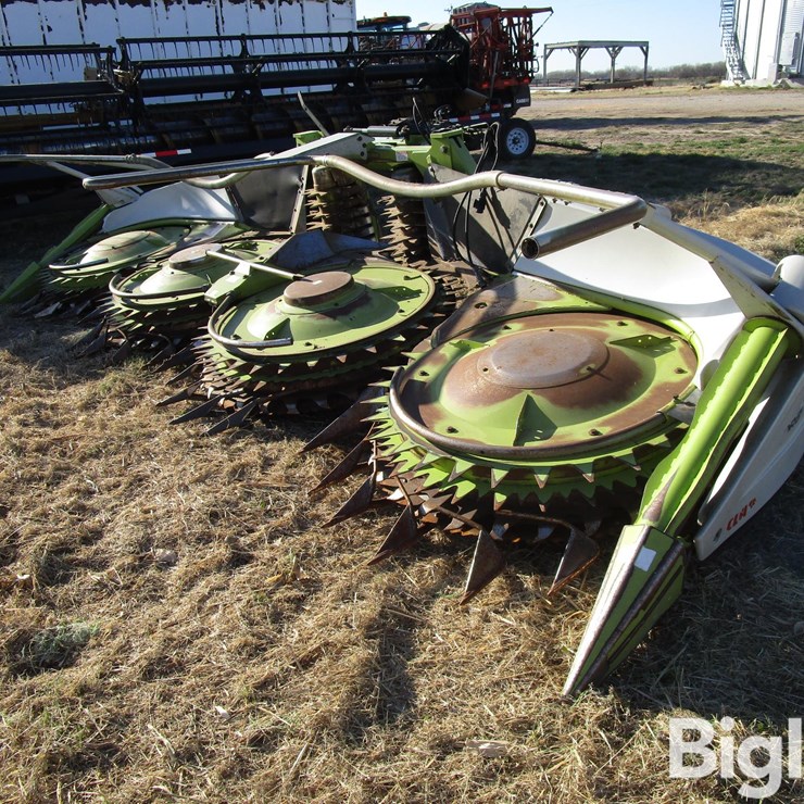 2013 CLAAS 658 Orbis 8 Row Rotary Forage Header