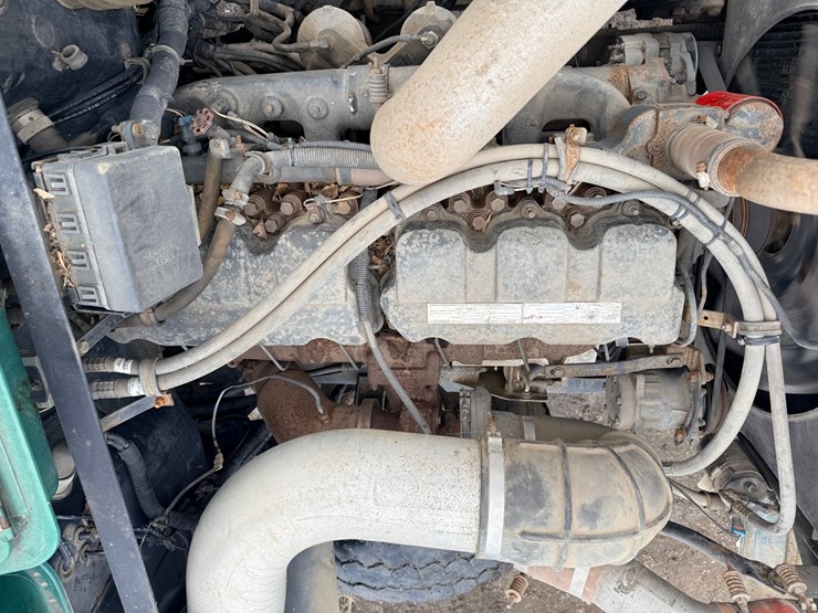 1999-mack-dm690-image-56