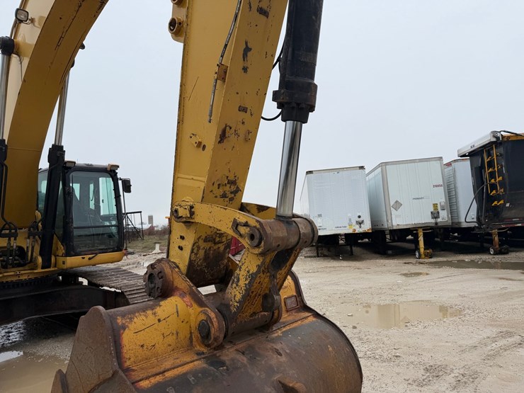 2007-caterpillar-345c-image-29