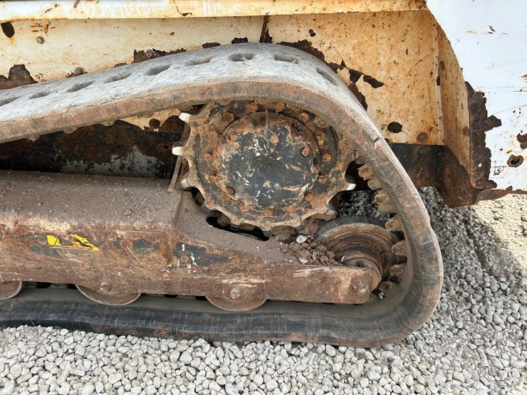 2017-bobcat-t450-image-19