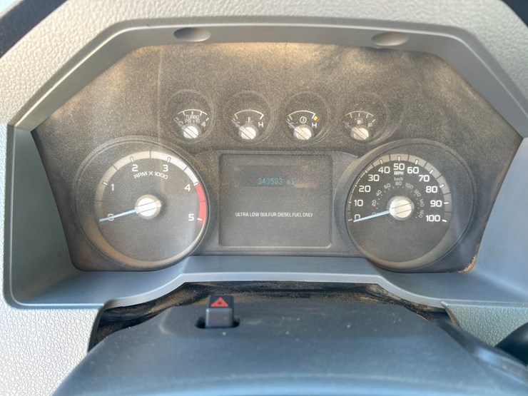 2012-ford-f550-image-50